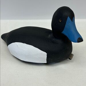 Vintage hand carved wood “Blue Bill “decoy artist signed Ray Pellat ,Sudbury
